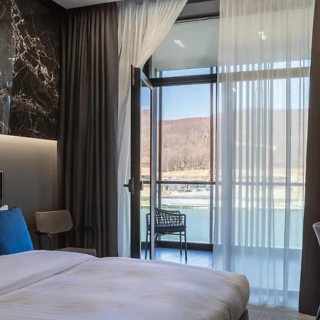 Emily Курортный комплекс 5*