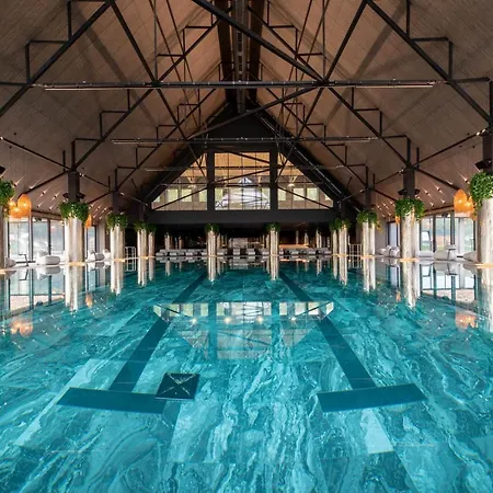 Ośrodek wypoczynkowy Emily 5*