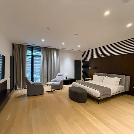 Emily Курортный комплекс 5*